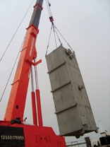 珠海天然氣液化項目冷箱、吸收塔設(shè)備安裝工程